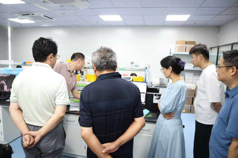 中國糧油學會專家組蒞臨南京微測調研指導